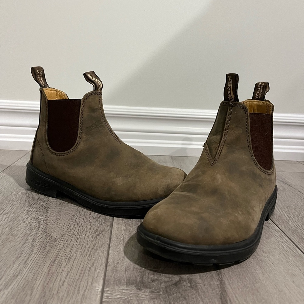Blundstones - size 36